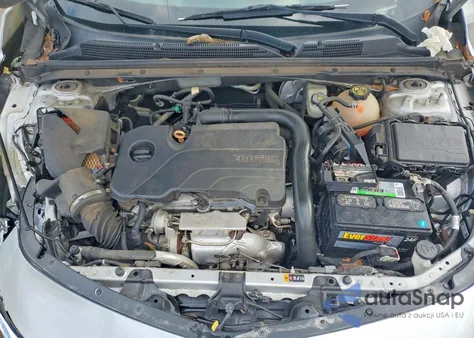 2020 Chevrolet Malibu Lt z USA, uszkodzony, nr VIN 1G1ZD5ST8LF108716